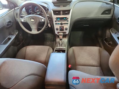 Zdjęcie 8 z 13 samochodu: 2009 CHEVROLET MALIBU 1LT VIN:1G1ZH57B094112381 - miniatura