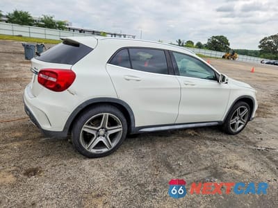 Trzecie zdjęcie samochodu z tyłu: 2015 MERCEDES-BENZ GLA 250 4MATIC VIN:WDCTG4GB8FJ031033 - miniatura