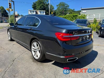 Drugie zdjęcie samochodu z przodu: 2018 BMW 750 XI VIN:WBA7F2C53JB238489 - miniatura