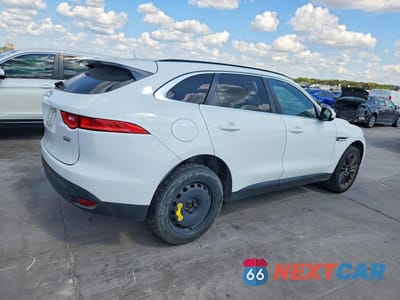 Trzecie zdjęcie samochodu z tyłu: 2017 JAGUAR F-PACE PRESTIGE VIN:SADCK2BN5HA088341 - miniatura