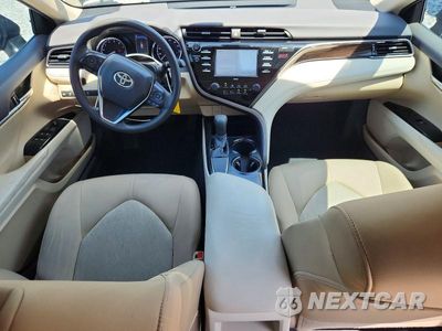 Zdjęcie 8 z 12 samochodu: 2020 TOYOTA CAMRY LE VIN:4T1C11AK2LU971381 - miniatura