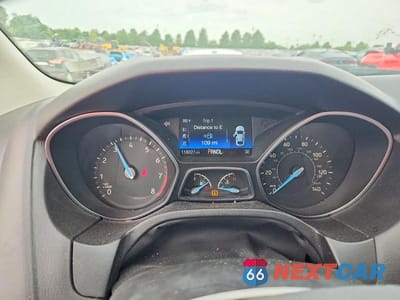 Zdjęcie 9 z 12 samochodu: 2016 FORD FOCUS SE VIN:1FADP3K27GL215791 - miniatura