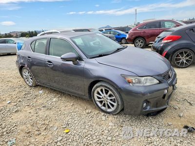 Czwarte zdjęcie samochodu z boku: 2013 LEXUS CT 200 VIN:JTHKD5BH0D2132388 - miniatura