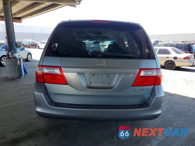 Zdjęcie 6 z 13 samochodu: 2005 HONDA ODYSSEY EXL VIN:5FNRL38755B123433 - miniatura