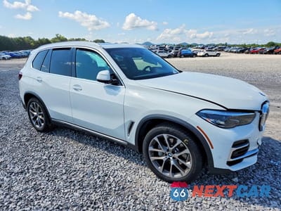 Czwarte zdjęcie samochodu z boku: 2022 BMW X5 SDRIVE 40I VIN:5UXCR4C07N9K65540 - miniatura