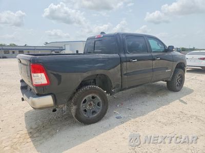Trzecie zdjęcie samochodu z tyłu: 2019 RAM 1500 BIG HORN/LONE STAR VIN:1C6RRFFG8KN728022 - miniatura