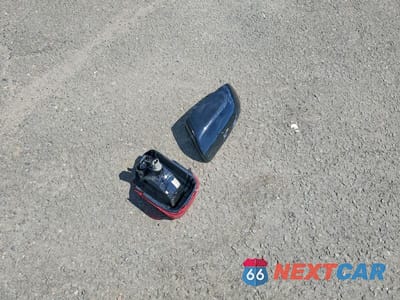 Zdjęcie 12 z 13 samochodu: 2024 HYUNDAI VENUE LIMITED VIN:KMHRC8A34RU287060 - miniatura