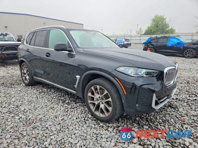 Czwarte zdjęcie samochodu z boku: 2025 BMW X5 XDRIVE40I VIN:5UX23EU03S9Y82947 - miniatura