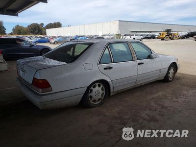 Trzecie zdjęcie samochodu z tyłu: 1996 MERCEDES-BENZ S 500 VIN:WDBGA51E0TA302095 - miniatura