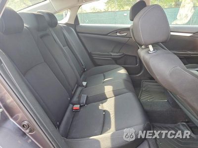 Zdjęcie 10 z 12 samochodu: 2017 HONDA CIVIC EX VIN:19XFC2F85HE208727 - miniatura