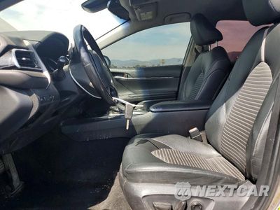 Zdjęcie 7 z 12 samochodu: 2018 TOYOTA CAMRY SE VIN:4T1B11HK6JU646070 - miniatura