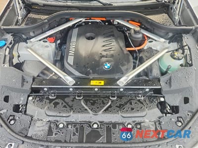 Zdjęcie 12 z 13 samochodu: 2026 BMW X5 XDRIVE50E VIN:5UX43EU02T9382370 - miniatura