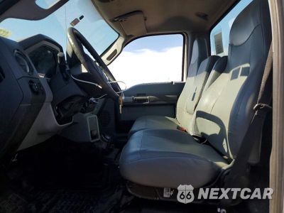 Zdjęcie 7 z 12 samochodu: 2019 FORD F650 SUPER DUTY VIN:1FDNF6DC6KDF02434 - miniatura