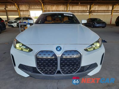 Piąte zdjęcie samochodu w środku: 2023 BMW I4 EDRIVE 40 VIN:WBY73AW08PFR02565 - miniatura
