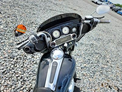 Zdjęcie 6 z 8 samochodu: 2009 HARLEY-DAVIDSON FLHX VIN:1HD1KB4159Y682111 - miniatura