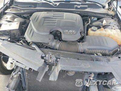 Zdjęcie 11 z 12 samochodu: 2016 DODGE CHALLENGER SXT VIN:2C3CDZAG7GH345876 - miniatura