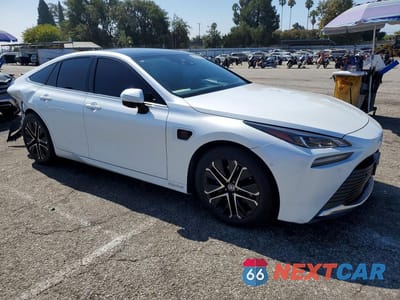 Czwarte zdjęcie samochodu z boku: 2023 TOYOTA MIRAI LIMITED VIN:JTDAAAAA6PA007795 - miniatura