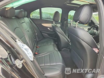 Zdjęcie 10 z 13 samochodu: 2019 MERCEDES-BENZ C 300 VIN:55SWF8DB4KU319293 - miniatura