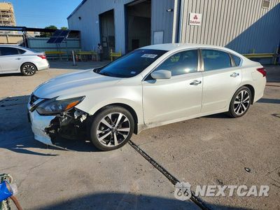 2017 NISSAN ALTIMA 2.5 SR 1N4AL3AP7HC494088 - główne zdjęcie licytacji z USA - miniatura