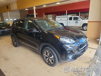 Czwarte zdjęcie samochodu z boku: 2020 KIA SPORTAGE LX VIN:KNDPMCAC3L7799314 - miniatura