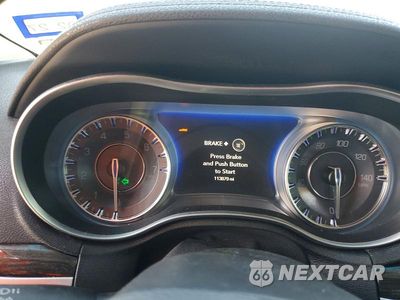 Zdjęcie 9 z 12 samochodu: 2015 CHRYSLER 300 LIMITED VIN:2C3CCAAG4FH853676 - miniatura