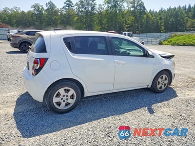 Trzecie zdjęcie samochodu z tyłu: 2016 CHEVROLET SONIC LS VIN:1G1JA6SH2G4115587 - miniatura