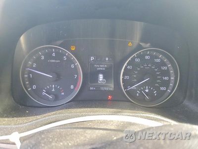 Zdjęcie 9 z 12 samochodu: 2018 HYUNDAI ELANTRA VALUE EDITION VIN:5NPD84LF3JH371515 - miniatura