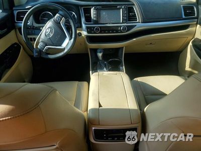 Zdjęcie 8 z 13 samochodu: 2014 TOYOTA HIGHLANDER XLE VIN:5TDJKRFH0ES011651 - miniatura