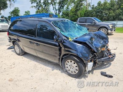 Czwarte zdjęcie samochodu z boku: 2005 CHRYSLER TOWN & COUNTRY LX VIN:2C8GP44R95R136164 - miniatura