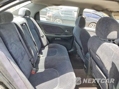 Zdjęcie 10 z 12 samochodu: 2005 HYUNDAI SONATA GL VIN:KMHWF25S95A185080 - miniatura