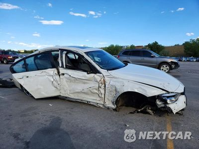 Czwarte zdjęcie samochodu z boku: 2016 BMW 320 XI VIN:WBA8E5G5XGNT40754 - miniatura