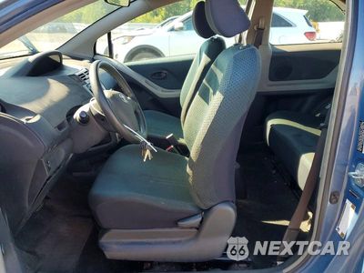 Zdjęcie 7 z 13 samochodu: 2008 TOYOTA YARIS BASE VIN:JTDJT923185165576 - miniatura