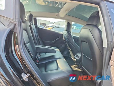 Zdjęcie 10 z 13 samochodu: 2018 TESLA MODEL 3 VIN:5YJ3E1EA2JF025510 - miniatura