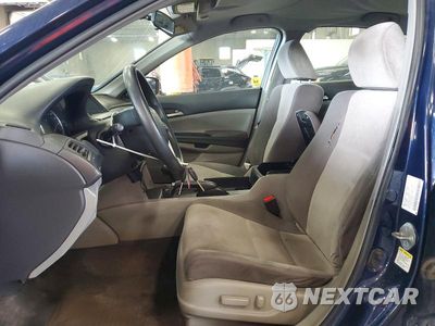 Zdjęcie 7 z 12 samochodu: 2008 HONDA ACCORD LXP VIN:1HGCP26408A014535 - miniatura