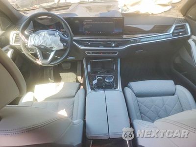 Zdjęcie 8 z 13 samochodu: 2025 BMW X5 XDRIVE40I VIN:5UX23EU05S9W72060 - miniatura