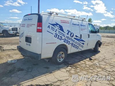 Trzecie zdjęcie samochodu z tyłu: 2019 CHEVROLET EXPRESS G2500 VIN:1GCWGAFG1K1150311 - miniatura