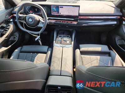 Zdjęcie 8 z 12 samochodu: 2027 BMW 530 I VIN:WBA43FJ04VCY26430 - miniatura