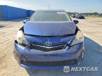 Piąte zdjęcie samochodu w środku: 2013 TOYOTA PRIUS V THREE VIN:JTDZN3EU3D3203409 - miniatura