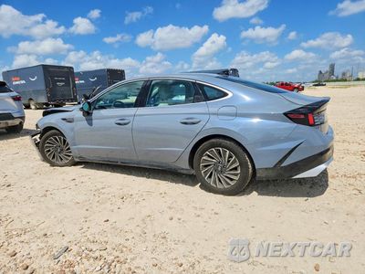 Drugie zdjęcie samochodu z przodu: 2025 HYUNDAI SONATA HYBRID SEL VIN:KMHL34JJ5SA104821 - miniatura