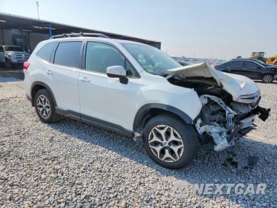 Czwarte zdjęcie samochodu z boku: 2021 SUBARU FORESTER PREMIUM VIN:JF2SKAJC7MH436743 - miniatura