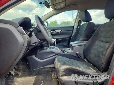 Zdjęcie 7 z 13 samochodu: 2015 NISSAN ROGUE S VIN:5N1AT2MV6FC822012 - miniatura