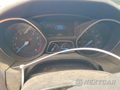 Zdjęcie 9 z 12 samochodu: 2015 FORD FOCUS SE VIN:1FADP3F2XFL347131 - miniatura