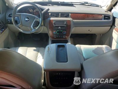 Zdjęcie 8 z 14 samochodu: 2012 CHEVROLET TAHOE C1500 LT VIN:1GNSCBE08CR131494 - miniatura