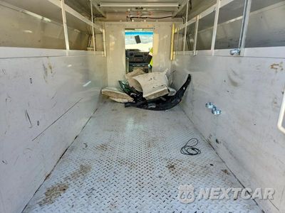 Zdjęcie 10 z 13 samochodu: 2023 FORD ECONOLINE E350 SUPER DUTY CUTAWAY VAN VIN:1FDWE3FK1PDD04605 - miniatura