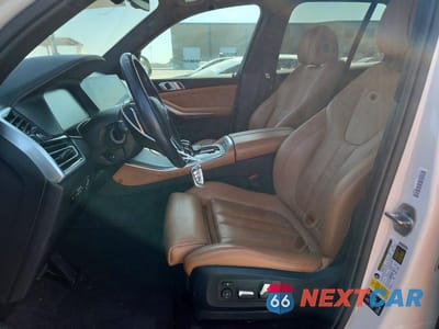 Zdjęcie 7 z 12 samochodu: 2019 BMW X5 XDRIVE40I VIN:5UXCR6C55KLL08651 - miniatura