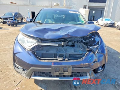 Piąte zdjęcie samochodu w środku: 2018 HONDA CR-V EX VIN:2HKRW2H5XJH681984 - miniatura