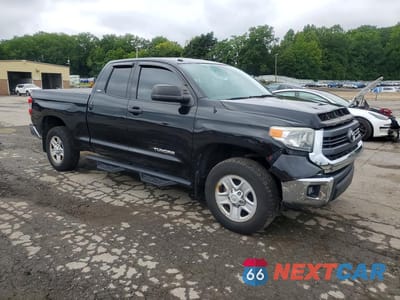 Czwarte zdjęcie samochodu z boku: 2014 TOYOTA TUNDRA SR5 VIN:5TFUM5F12EX056216 - miniatura