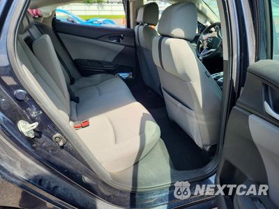 Zdjęcie 10 z 13 samochodu: 2016 HONDA CIVIC EX VIN:19XFC2F75GE002829 - miniatura