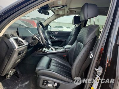 Zdjęcie 7 z 14 samochodu: 2023 BMW X7 XDRIVE40I VIN:5UX23EM05P9R50379 - miniatura