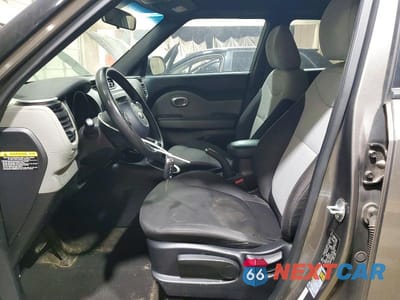 Zdjęcie 7 z 14 samochodu: 2015 KIA SOUL BASE VIN:KNDJN2A28F7209052 - miniatura